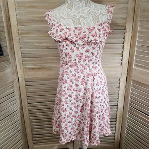 Floral print off the shoulder dress with ruffle